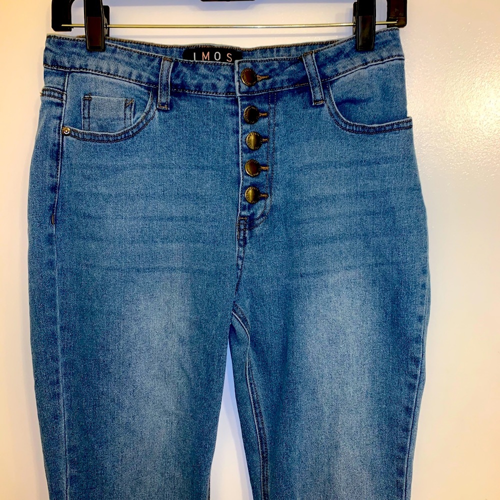 Cute high waisted,dark wash denim jeans